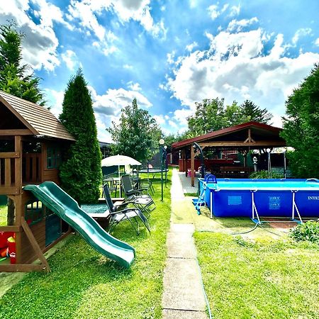 Apartman Sen Petrov Екстериор снимка