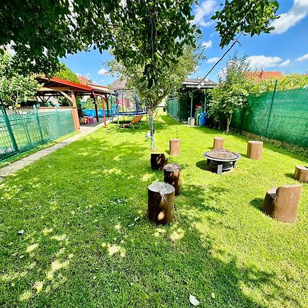 Apartman Sen Petrov Екстериор снимка