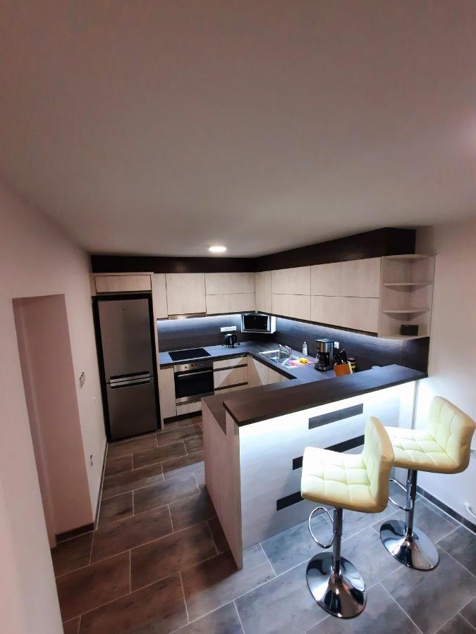 Apartman Sen Petrov Екстериор снимка