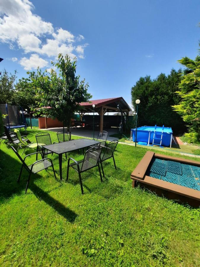 Apartman Sen Petrov Екстериор снимка
